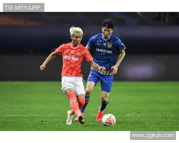 恒大与苏宁激战正酣比赛场地全景解析与观赛指南